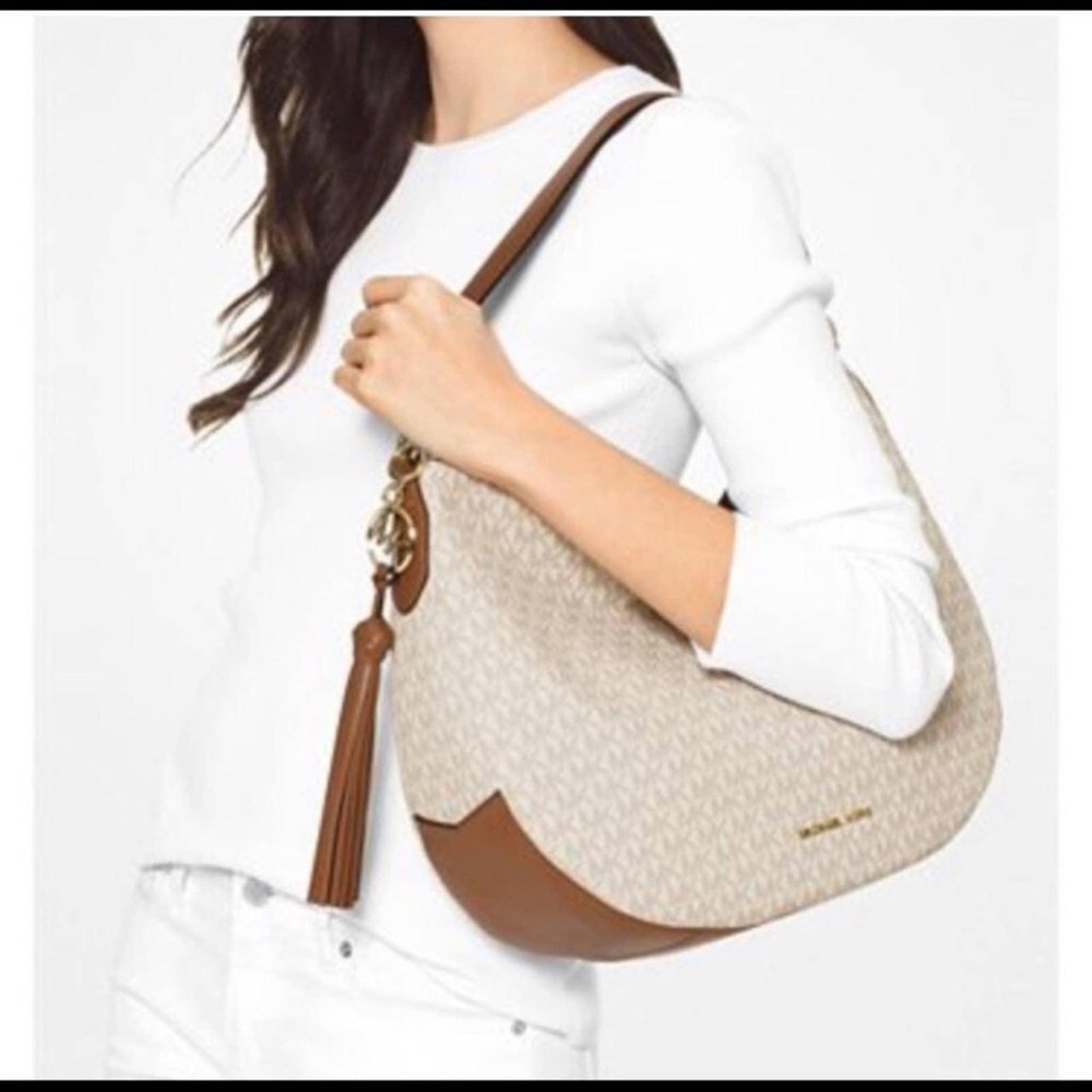 Brand New Michael Kors Brooke Large Zip Hobo Bag!